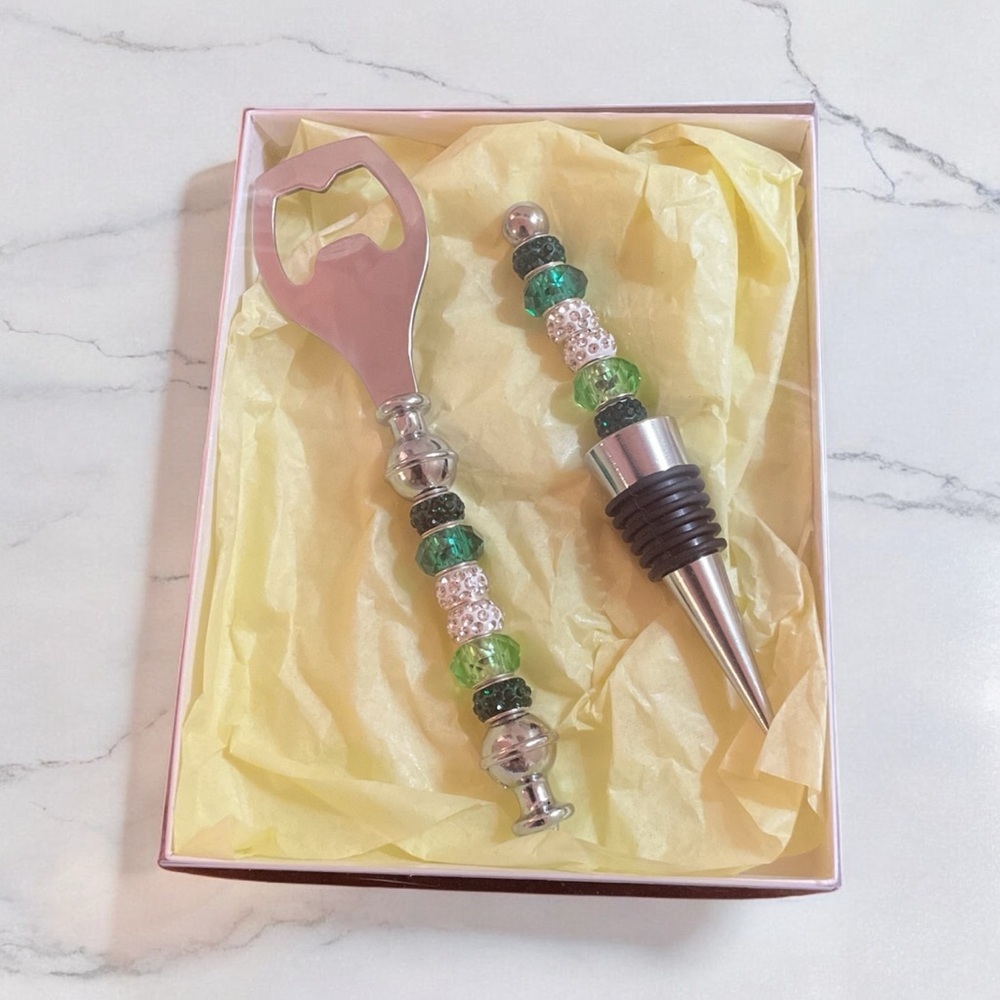 Hostess Gift Set - Picture 2 of 3